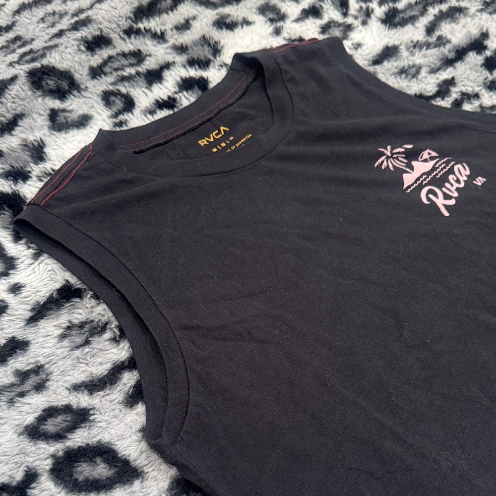RVCA Black Sleeveless Tank with Pink Island Graphic - Picture 3 of 6